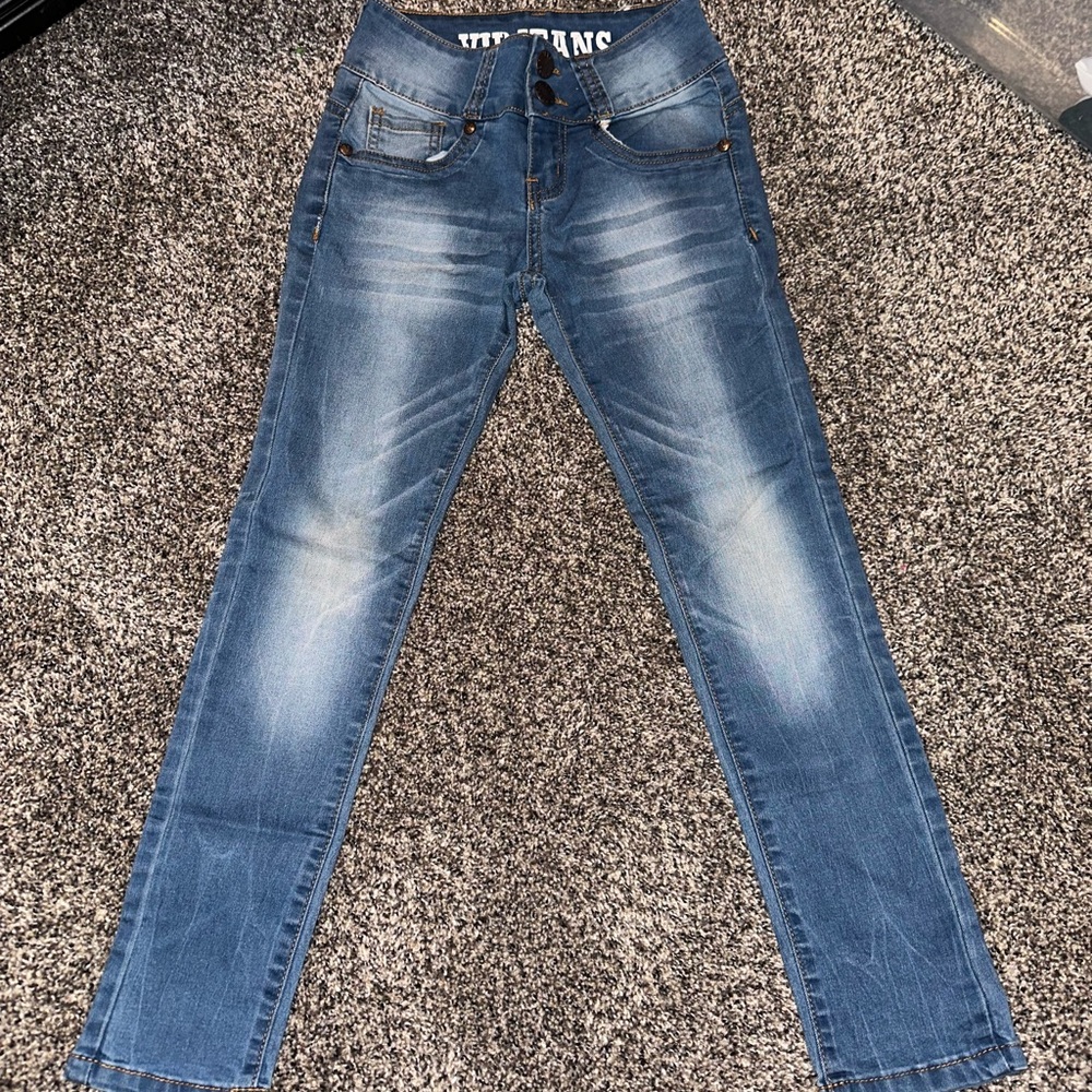 V.I.P Jeans 👖 - Picture 2 of 4